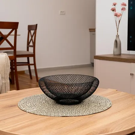 Апартаменти Nest 59 *